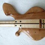 Basse électrique dos puzzle « STEPINHUT » Nico Dayet Luthier
